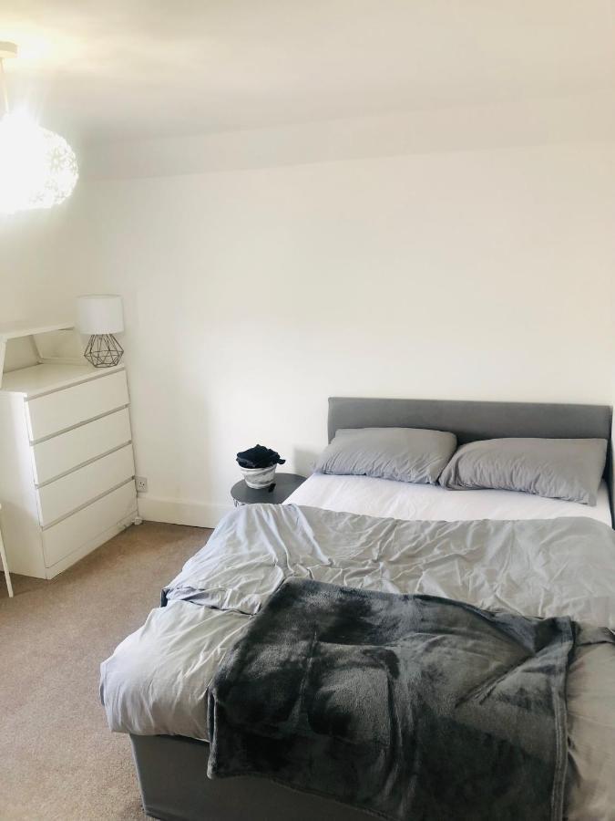 Charming Town Centre 3 Double Beds Home Free Parking Tonbridge Exterior photo